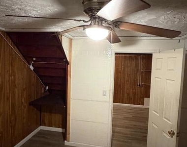 14818 Belle Ami Drive - Photo Thumbnail 23
