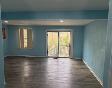 14818 Belle Ami Drive - Photo Thumbnail 6