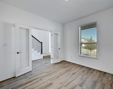 6411 Velvet Leaf Ln - Photo Thumbnail 19