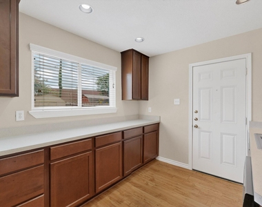 12711 Rampart St - Photo Thumbnail 15