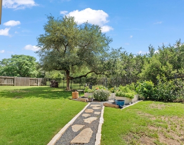 21824 Agarito Ln - Photo Thumbnail 37