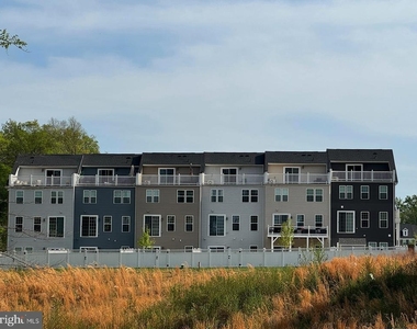 10802 Foxtrot Circle - Photo Thumbnail 30