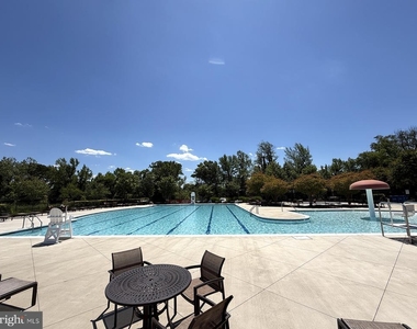 10802 Foxtrot Circle - Photo Thumbnail 33