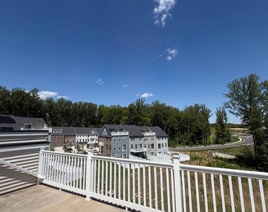 10802 Foxtrot Circle - Photo Thumbnail 19