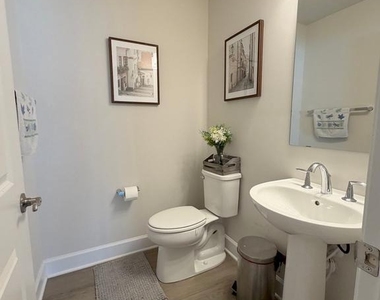 10802 Foxtrot Circle - Photo Thumbnail 24