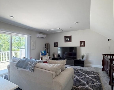 10802 Foxtrot Circle - Photo Thumbnail 14