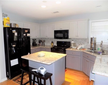 2306 Raintree Path - Photo Thumbnail 1
