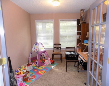2306 Raintree Path - Photo Thumbnail 6