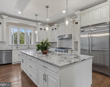 12107 Glen Mill Road - Photo Thumbnail 3
