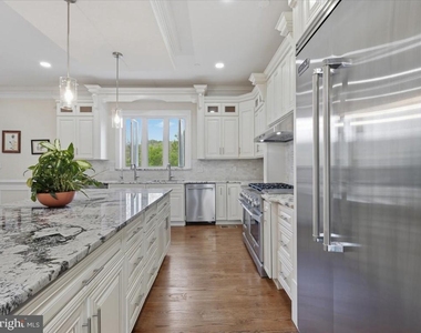 12107 Glen Mill Road - Photo Thumbnail 4