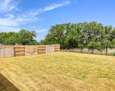 182 Yarbrough Dr - Photo Thumbnail 24