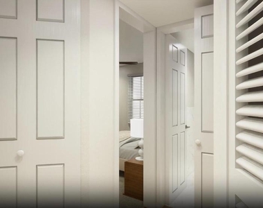 2213 Washington Avenue - Photo Thumbnail 8