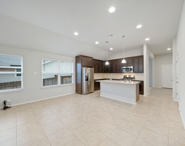 435 Spiny Lizard Ln - Photo Thumbnail 5