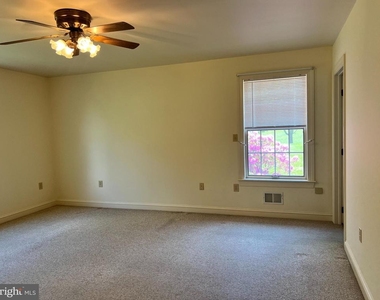 10319 Harmony Road - Photo Thumbnail 13