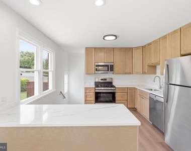 9005 Perring Park Road - Photo Thumbnail 5