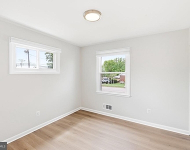 9005 Perring Park Road - Photo Thumbnail 10