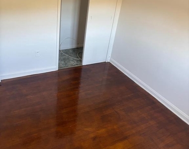3317 Belsford Court - Photo Thumbnail 12