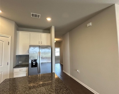 13000 Titanium St - Photo Thumbnail 11