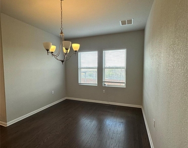 13000 Titanium St - Photo Thumbnail 6