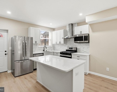 2710 Mura Street - Photo Thumbnail 12