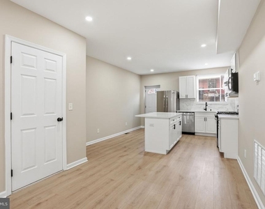 2710 Mura Street - Photo Thumbnail 6