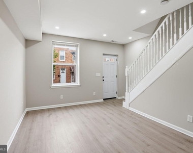 2710 Mura Street - Photo Thumbnail 3