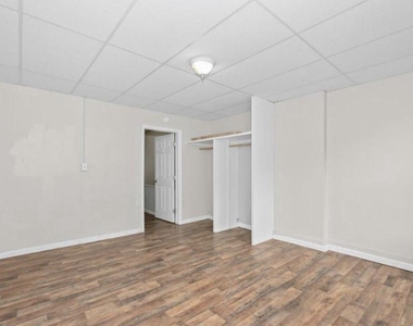 118 Independence Street - Photo Thumbnail 6