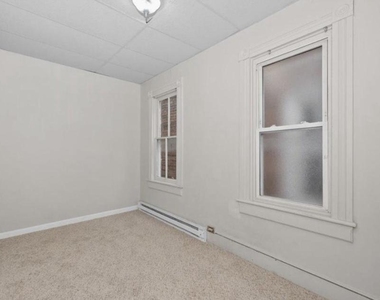 118 Independence Street - Photo Thumbnail 9