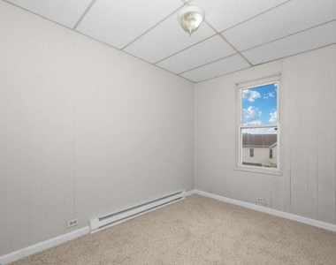 118 Independence Street - Photo Thumbnail 13