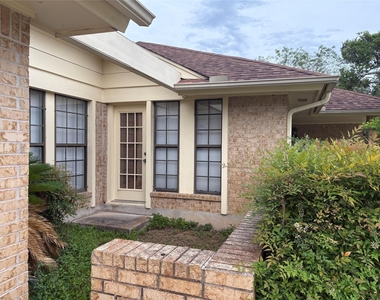 7745 El Dorado Dr - Photo Thumbnail 4