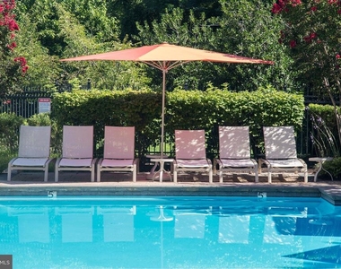 5 Park Place - Photo Thumbnail 19