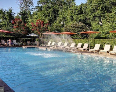 5 Park Place - Photo Thumbnail 20