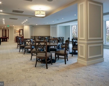 5 Park Place - Photo Thumbnail 24