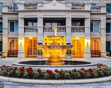 5 Park Place - Photo Thumbnail 26
