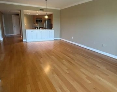 5 Park Place - Photo Thumbnail 11