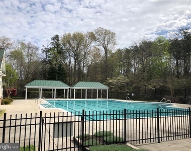 8617 Willow Leaf Lane - Photo Thumbnail 3