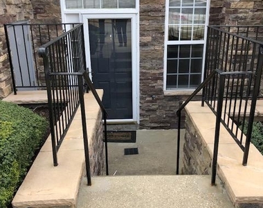 8617 Willow Leaf Lane - Photo Thumbnail 1