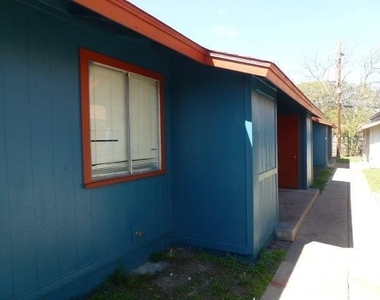 8210 Sam Rayburn Dr - Photo Thumbnail 1