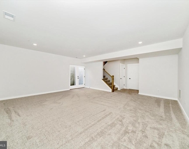 8310 Patience Lane - Photo Thumbnail 33