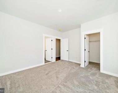8310 Patience Lane - Photo Thumbnail 30