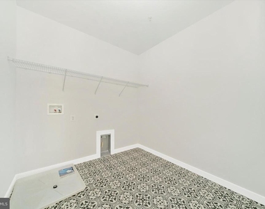 8310 Patience Lane - Photo Thumbnail 31