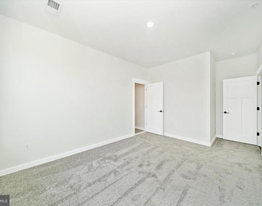 8308 Patience Lane - Photo Thumbnail 28