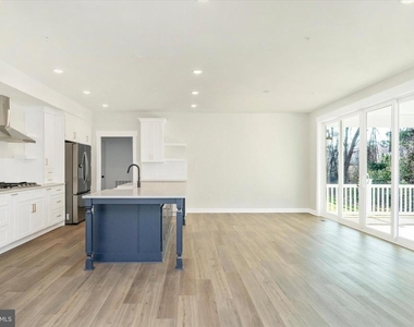 8308 Patience Lane - Photo Thumbnail 13