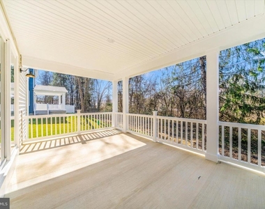 8308 Patience Lane - Photo Thumbnail 44