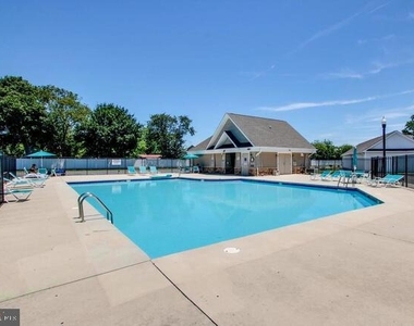 17432 Slipper Shell Way - Photo Thumbnail 9