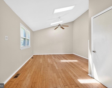 308 Skeet Avenue - Photo Thumbnail 2