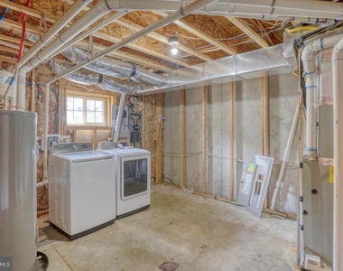 327 Tribbitt Street - Photo Thumbnail 21