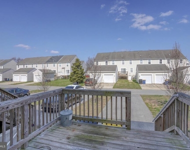 327 Tribbitt Street - Photo Thumbnail 10