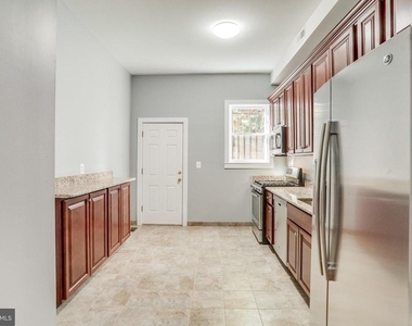 606 Q Street Nw - Photo Thumbnail 14