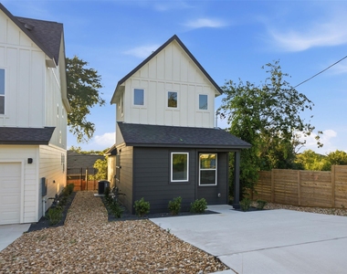 2212 Yellow Jacket Ln - Photo Thumbnail 1